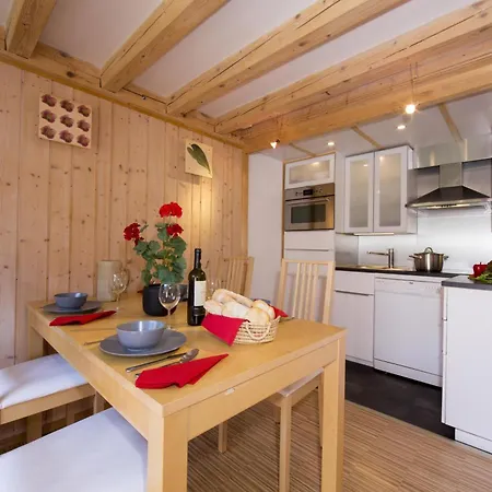 Grand Roc C112 From Slopes 280m, Mont-blanc View, Parking & Wifi - Happy Chamonix